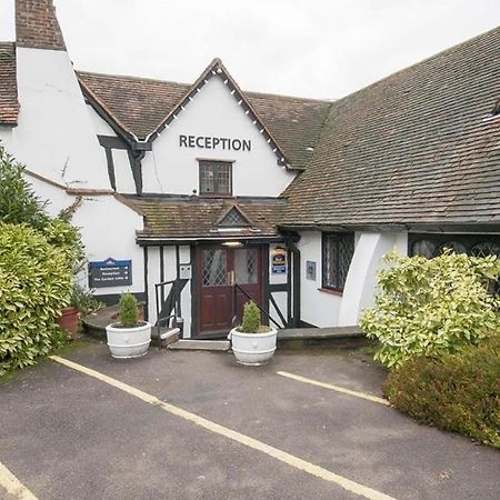 Roebuck Inn Стивенэйдж Экстерьер фото