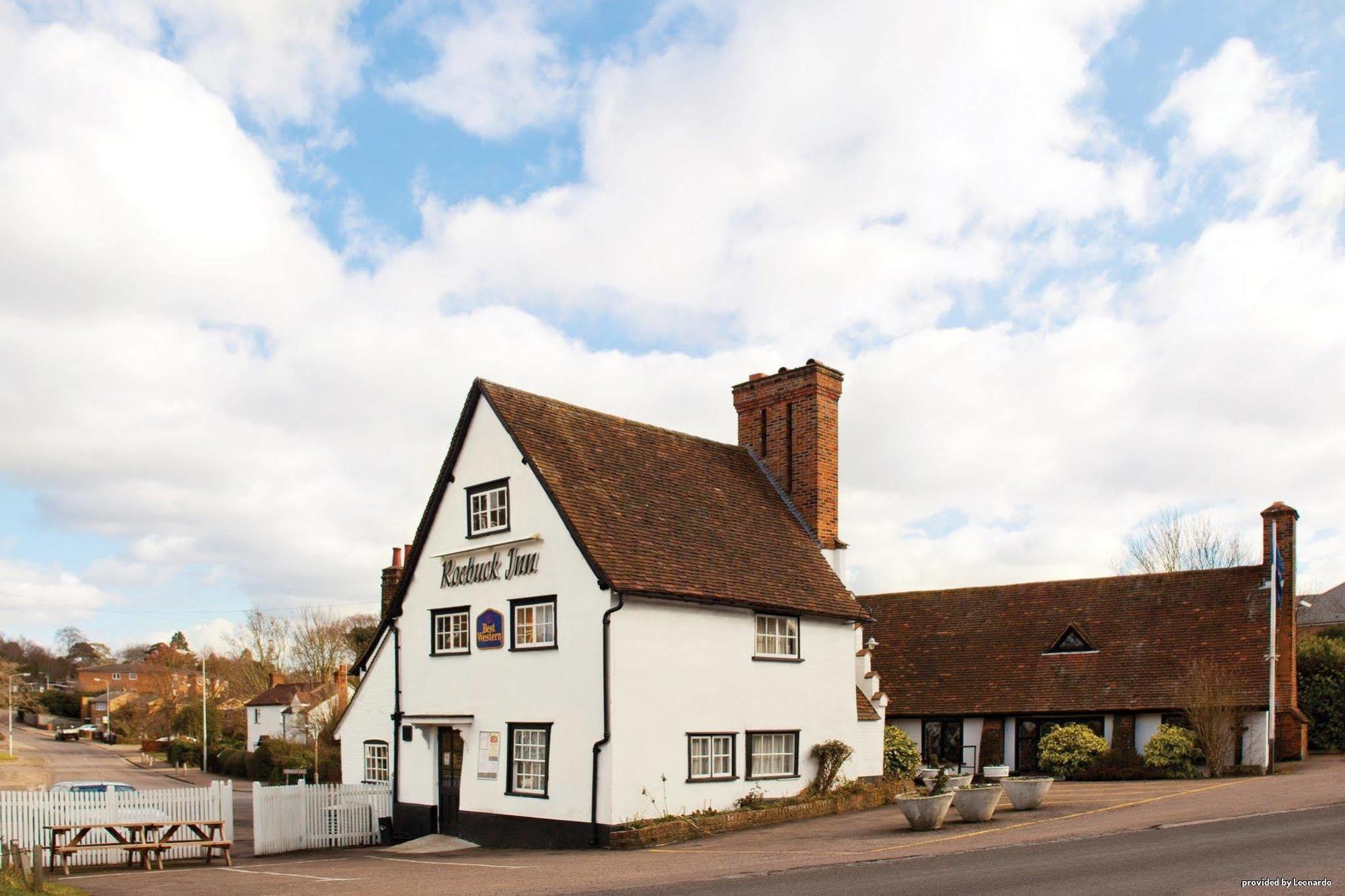 Roebuck Inn Стивенэйдж Экстерьер фото
