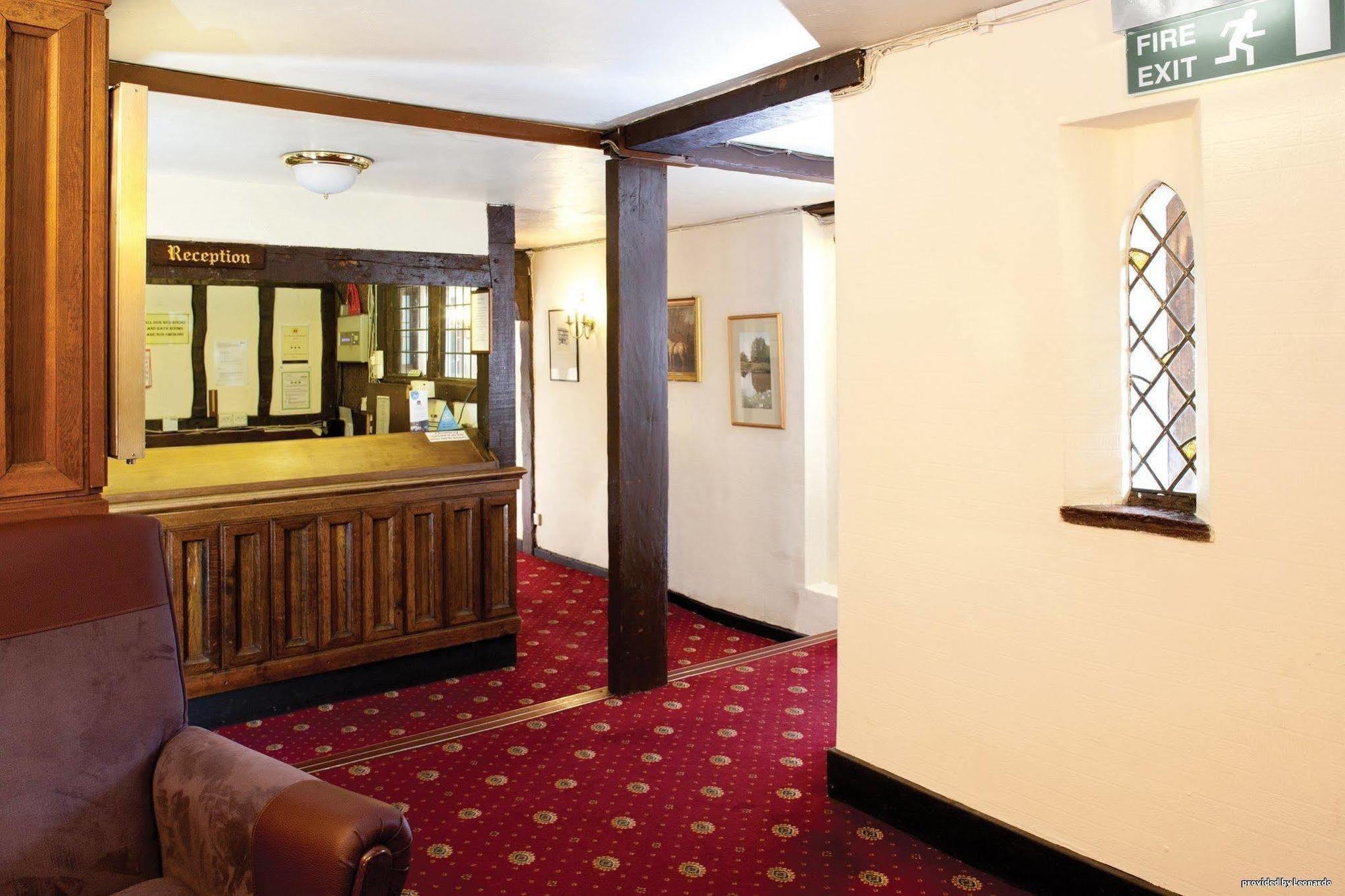 Roebuck Inn Стивенэйдж Интерьер фото
